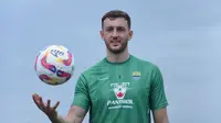 Adam Przybek Ungkap Sosok yang Menjadi Inspirasinya, dari Steven Gerrard hingga Alisson Becker